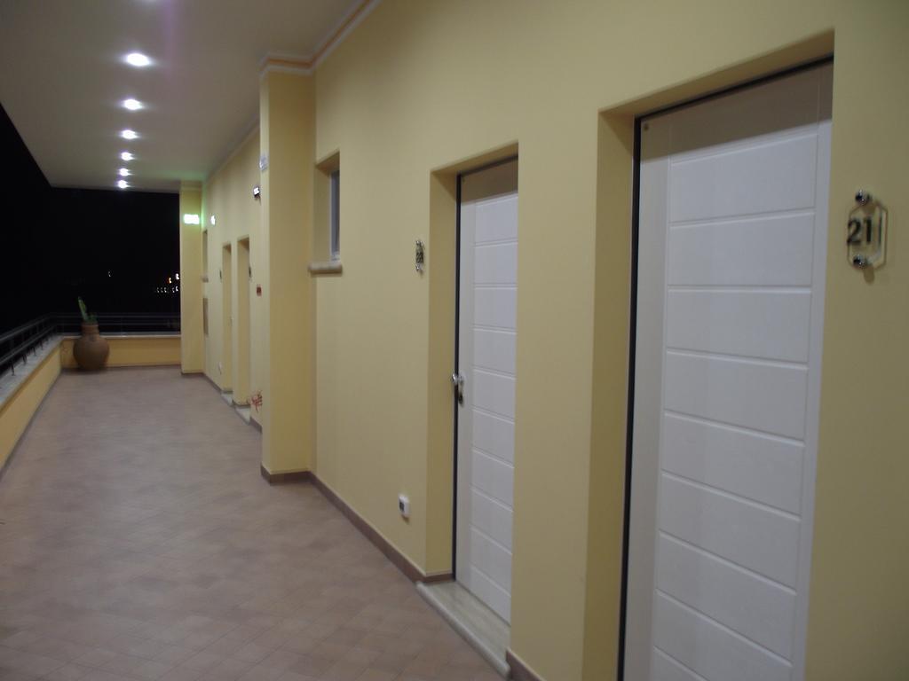 Il Girasole Hotel Terracina Eksteriør billede