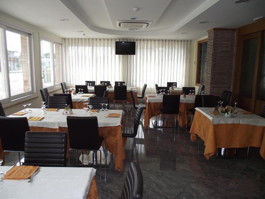 Il Girasole Hotel Terracina Eksteriør billede